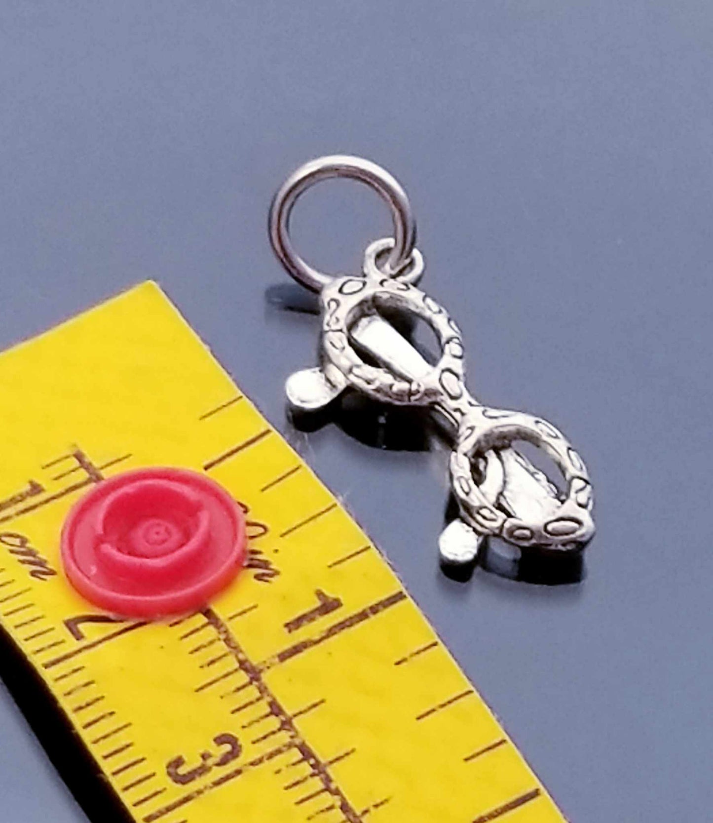 Eyeglasses Charm image 1