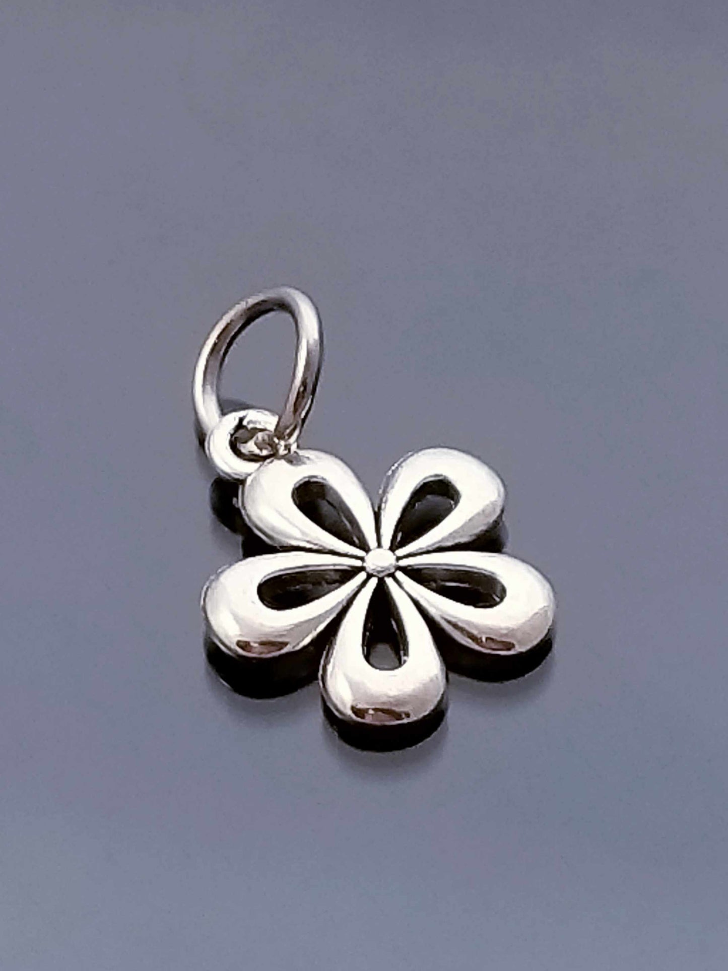 Flower Charm image 0