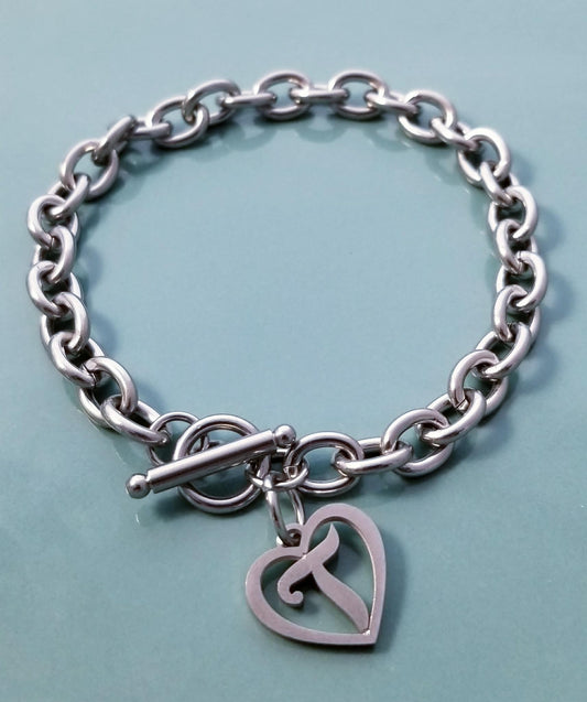 8.5 Chunky Bracelet -Letter T- Heart Charm - Thick Charm Bracelet - Silver Bracelet -Stainless Steel -Toggle Clasp -Personalized -Initial T