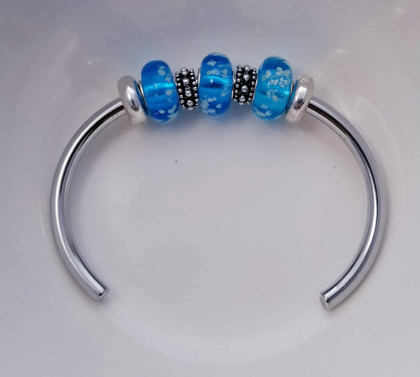 Silver Bangle /Glow in the Dark Glass Murano Charms European Rubber Stopper 8 In