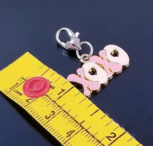 Pink XOXO Charm with Hearts - Heart Lobster Clasp Multi-Use Clip
