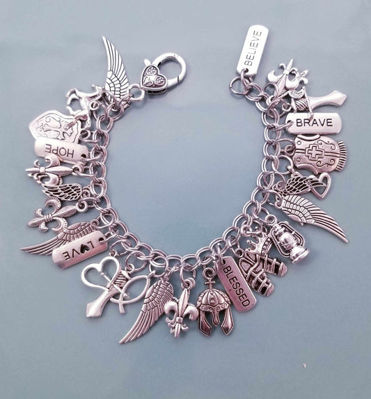 Size 7.5 - 19cm /Chunky Silver Bracelet /Armor of God /Lots of Charms /Believe