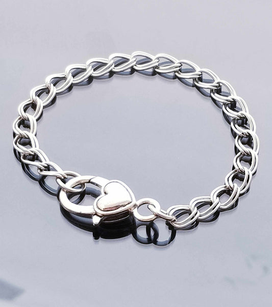 Size 7.5 /Heart Lobster Clasp /Double Link Bracelet / Starter Charm Brac image 0